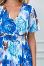 Rochie Kamelia alba cu pliuri pe fusta si imprimeu floral albastru