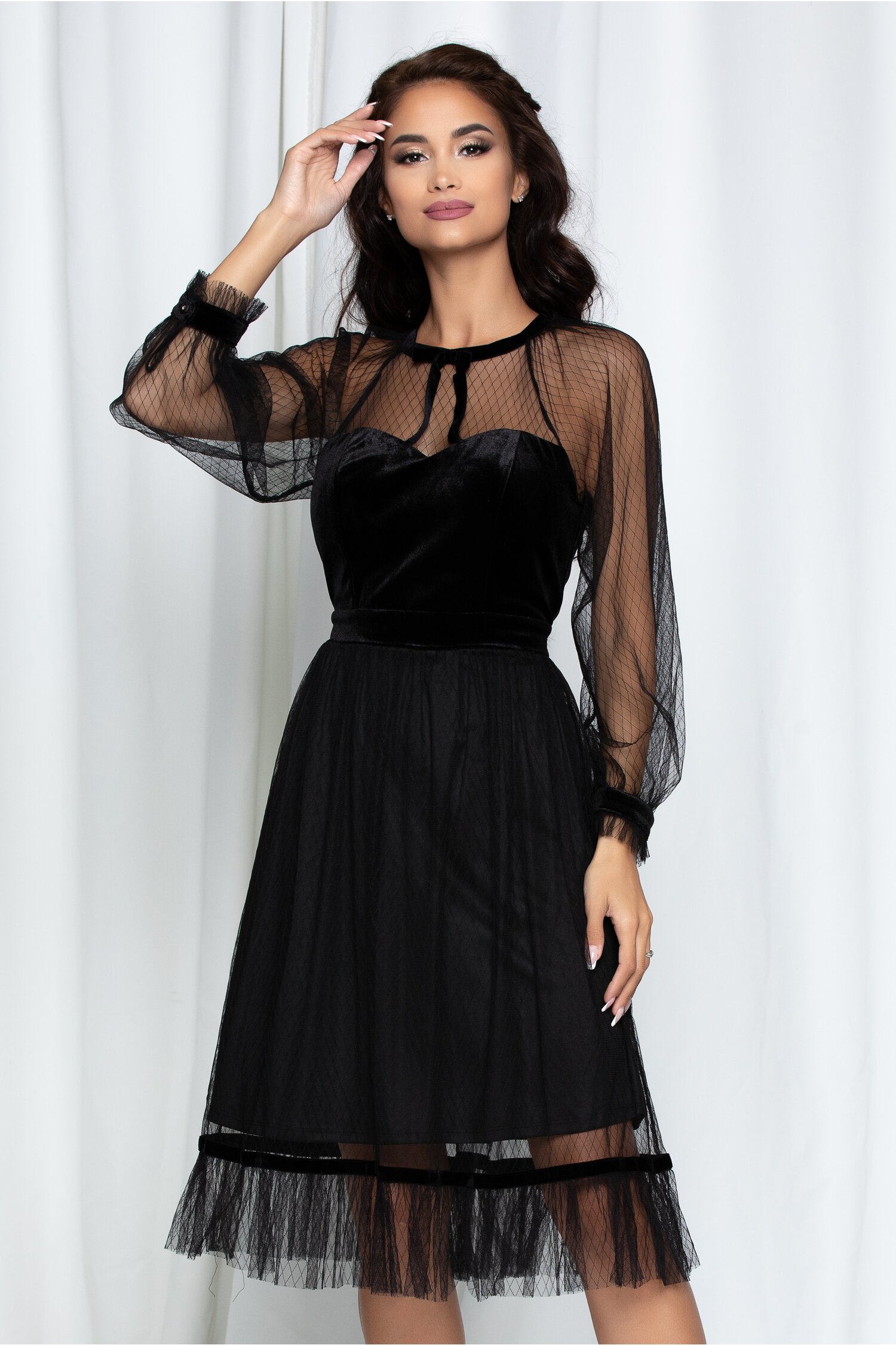 Rochie Lizet neagra din catifea