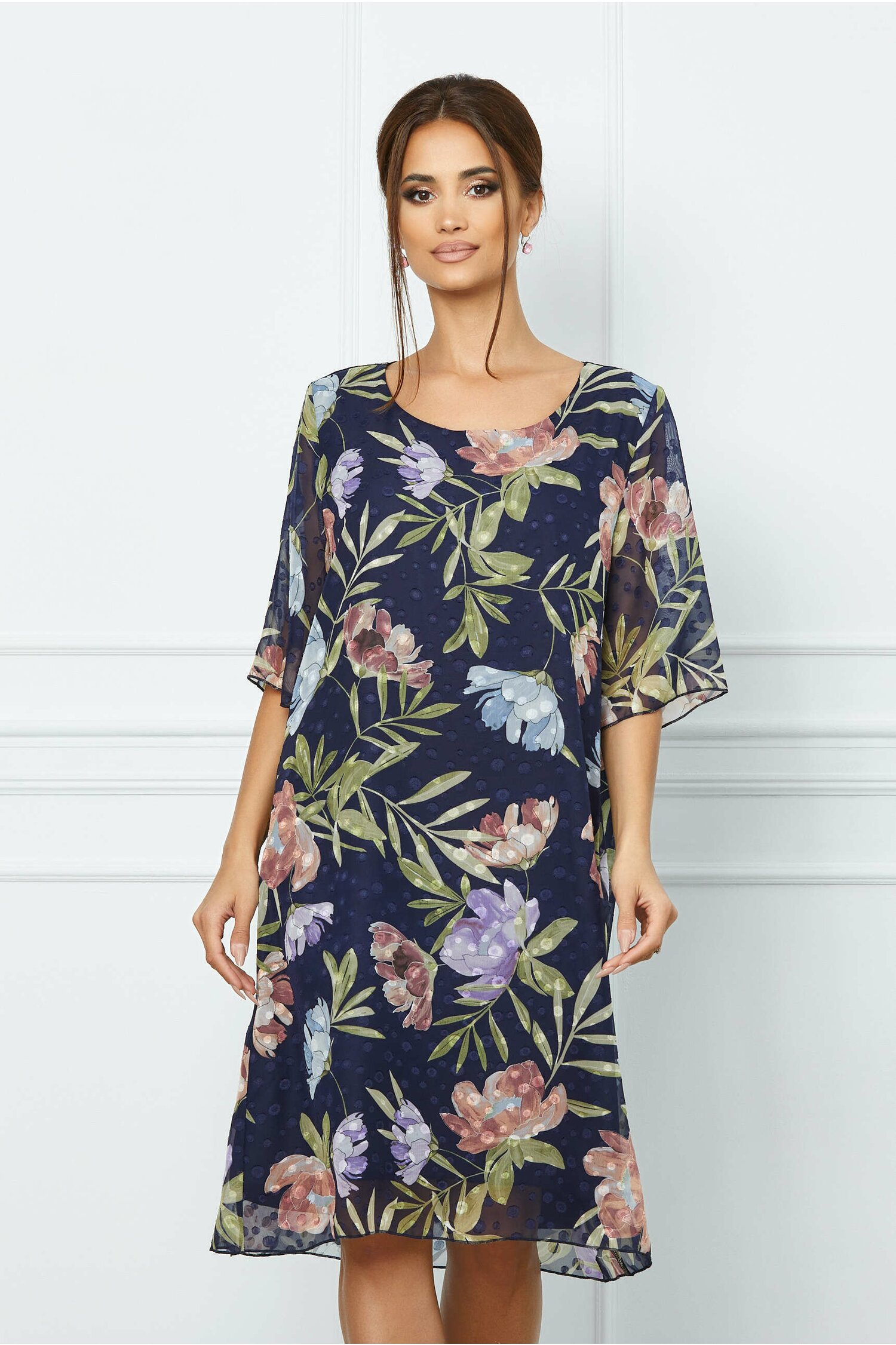 Rochie bleumarin din voal cu insertii 3D si imprimeu floral colorat - Rochii-Dama.ro