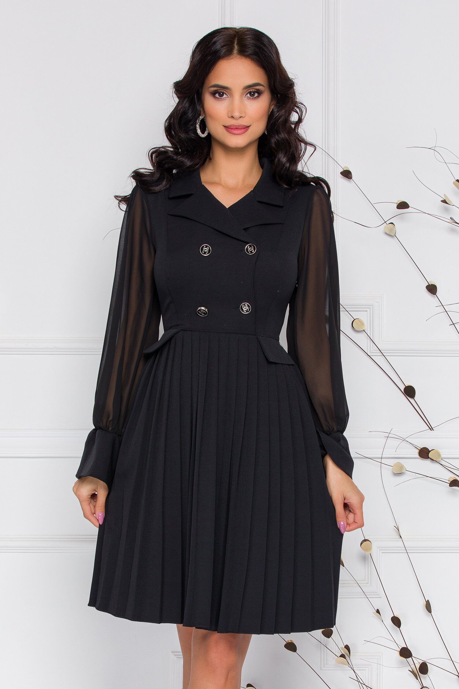 Rochie Margot neagra cu pliuri pe fusta