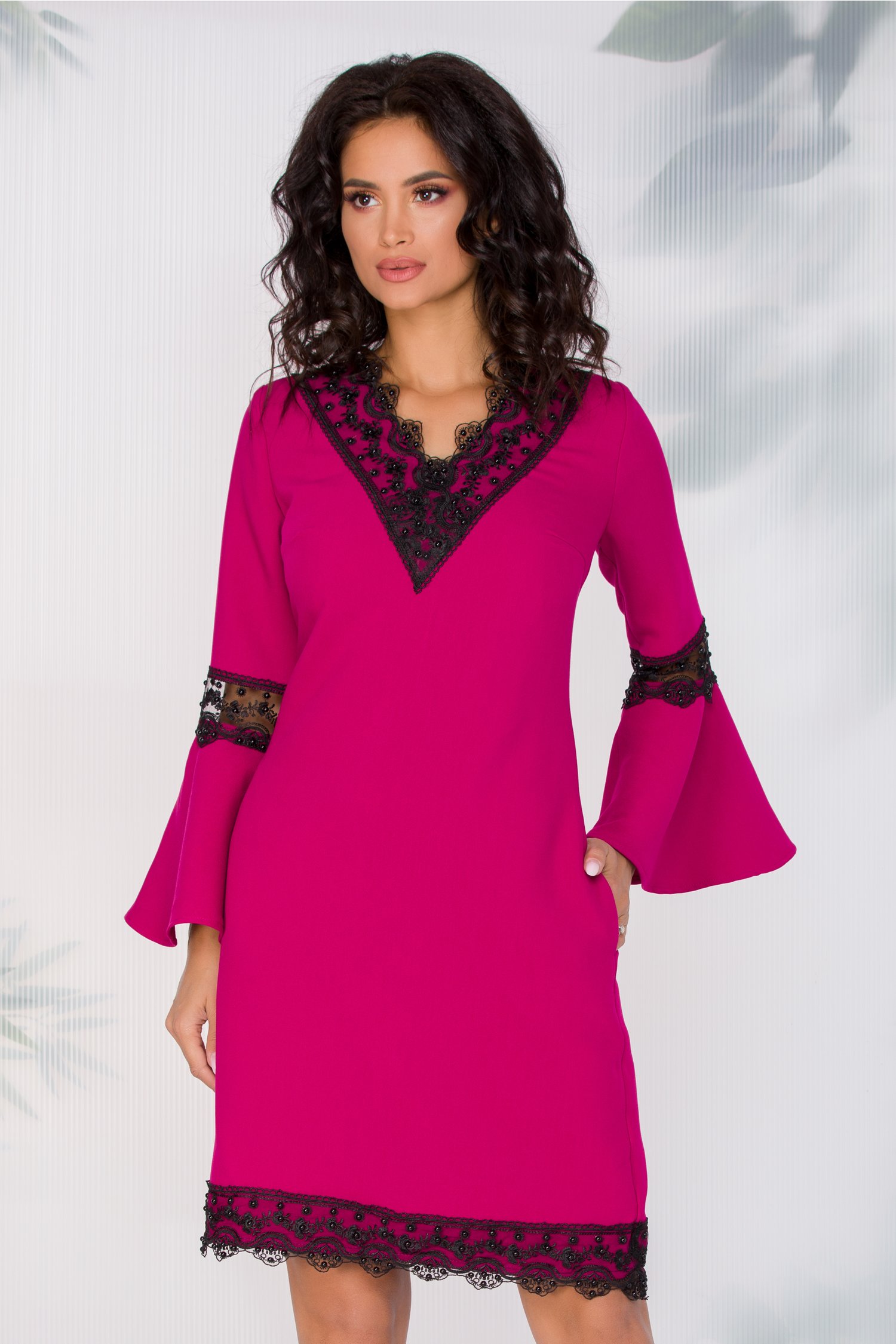 Rochie Marta fucsia cu dantela si margele