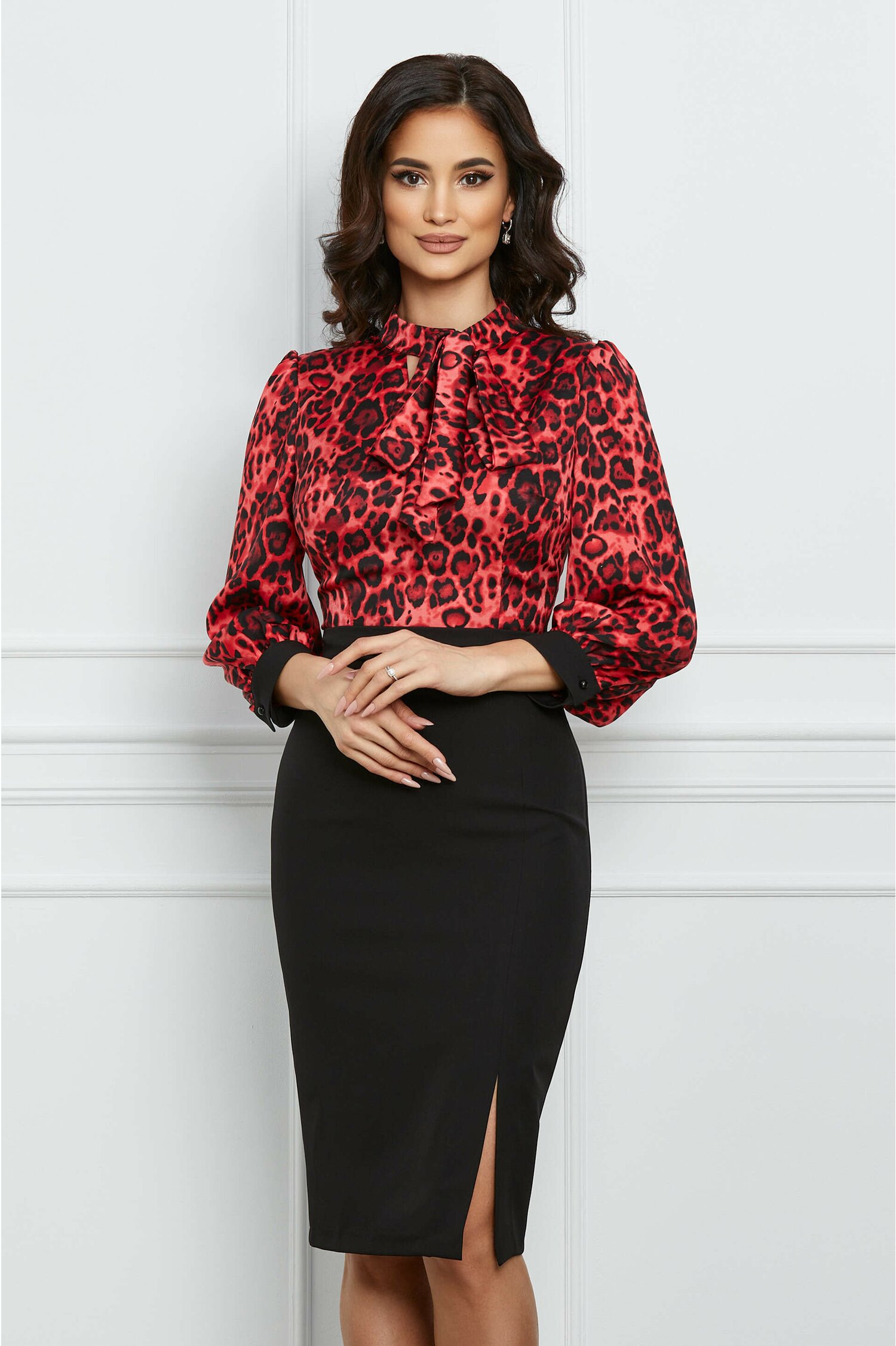 Rochie office neagra cu animal print la bust la bust