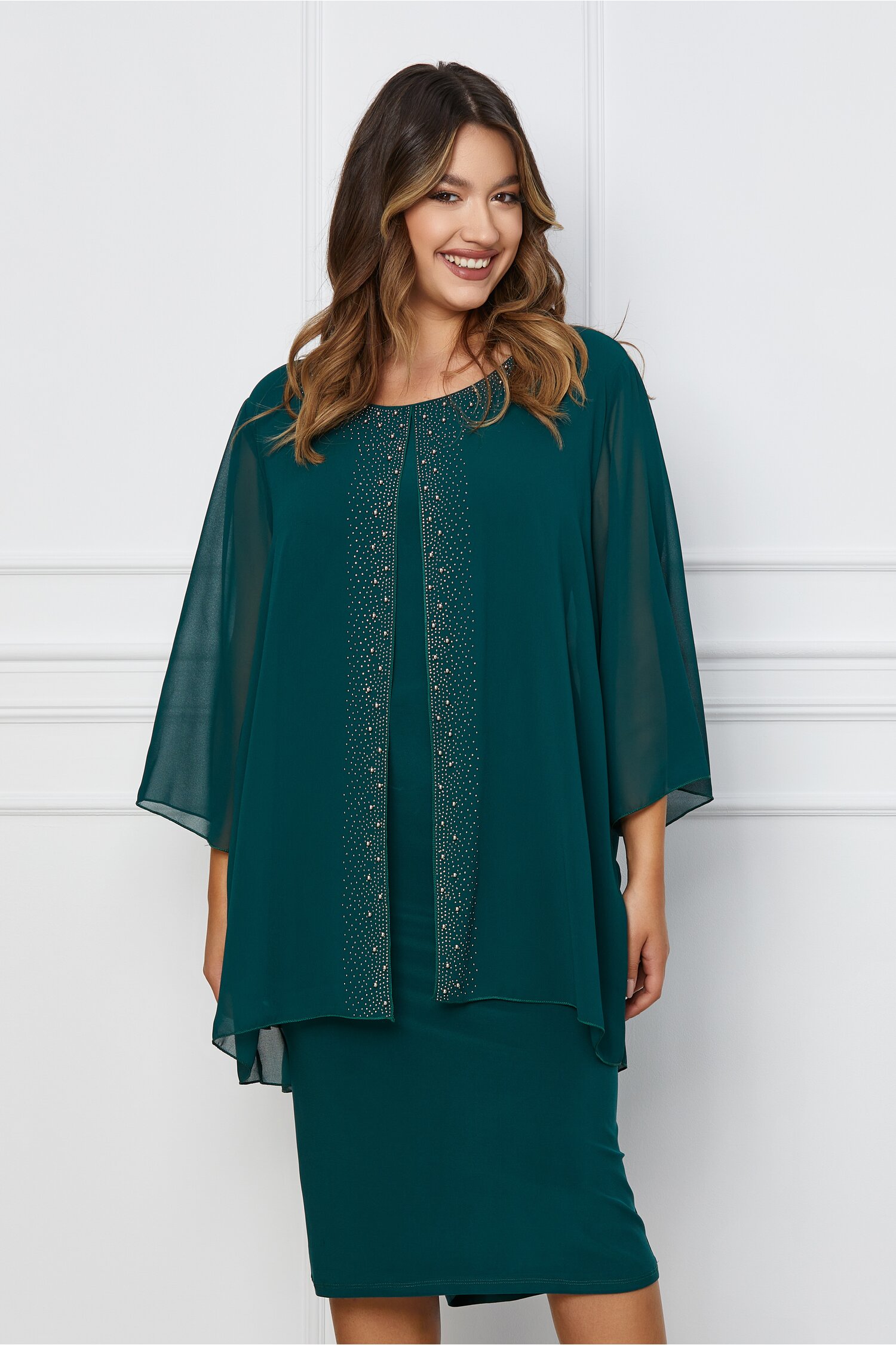Rochie Miriam verde cu aplicatii stralucitoare