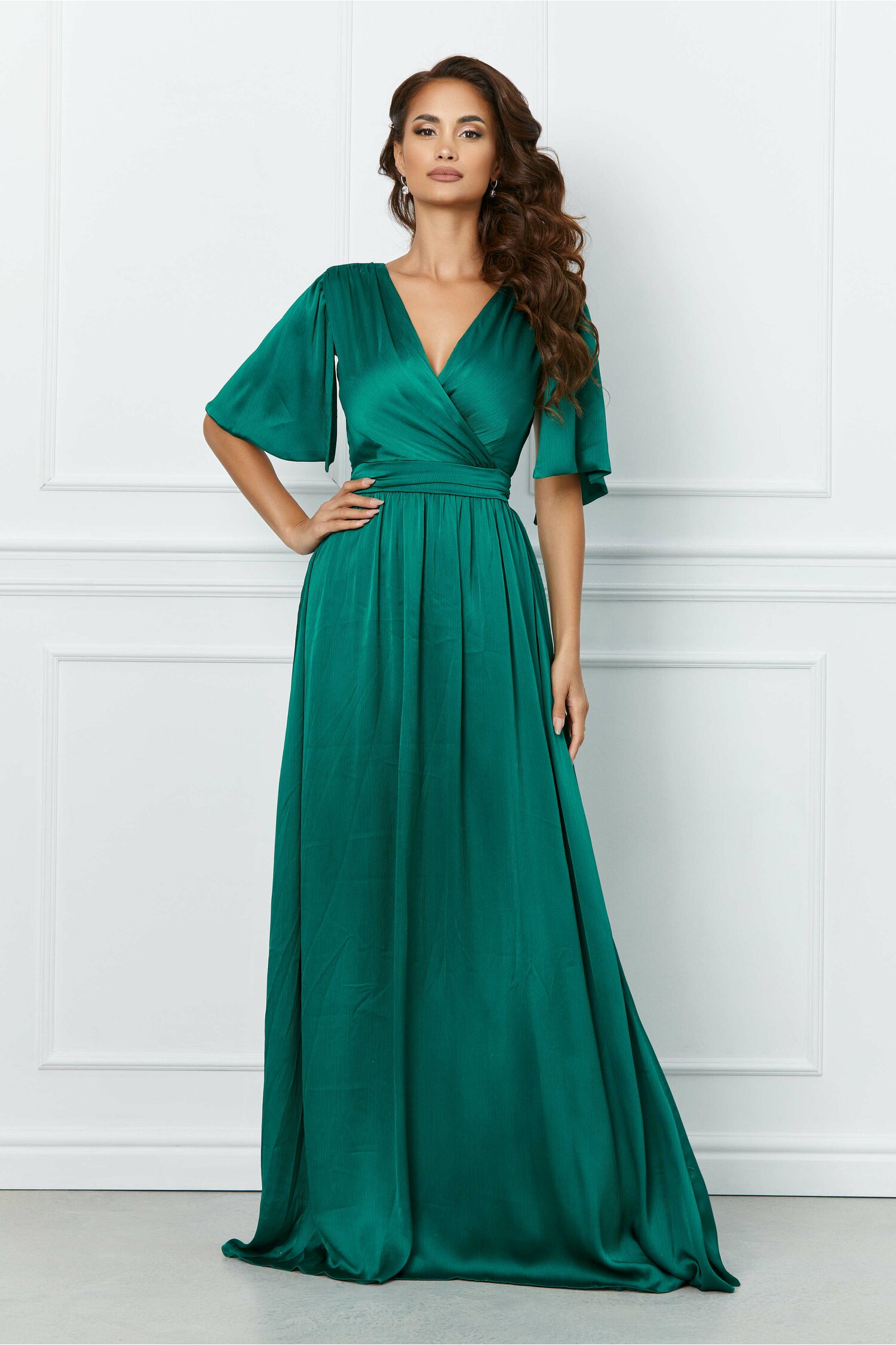 Rochie lunga verde din voal creponat - Rochii-Dama.ro