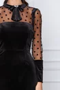 Rochie Moze neagra din catifea cu buline pe maneci