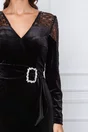 Rochie Moze neagra din catifea cu catarama in talie