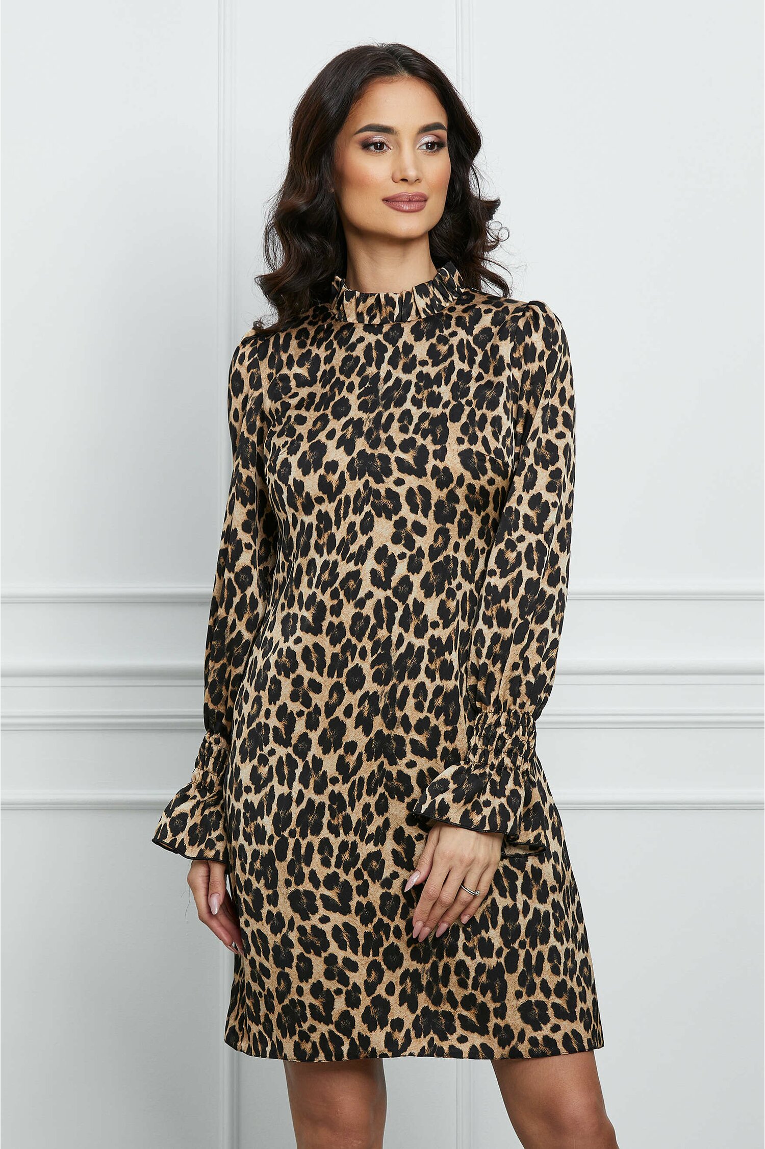 Rochie Moze satinata bej cu animal print