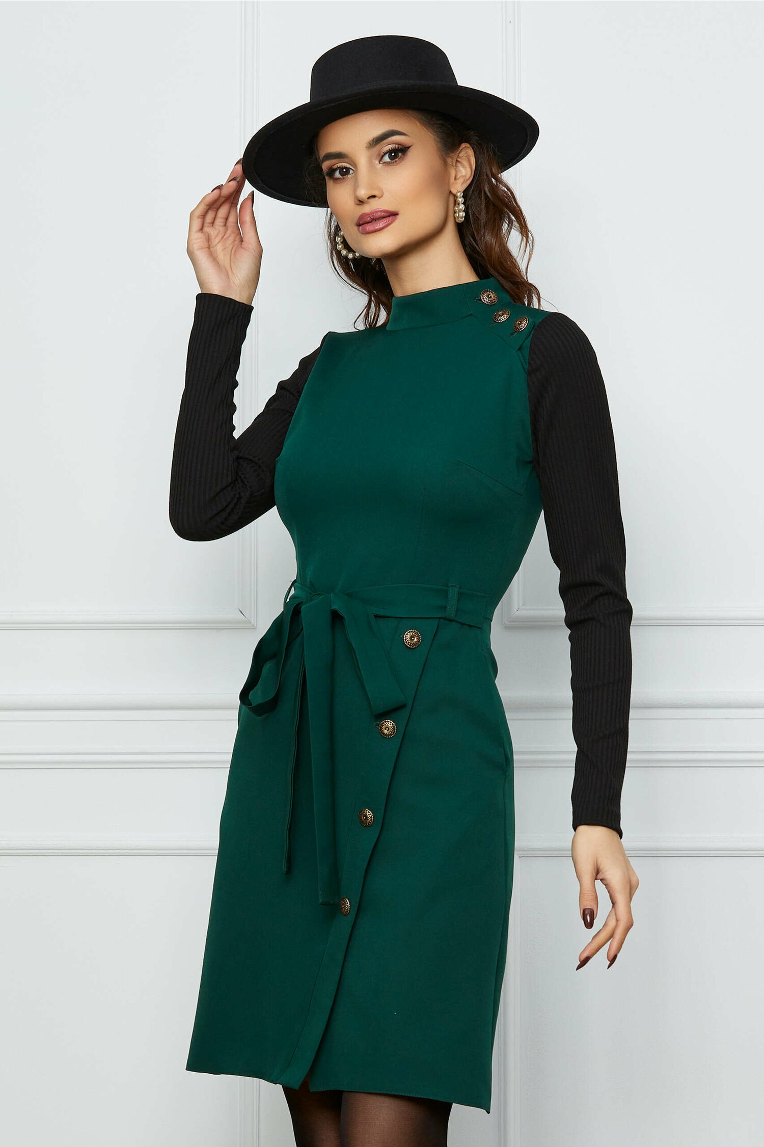 Rochie verde cu cordon in talie