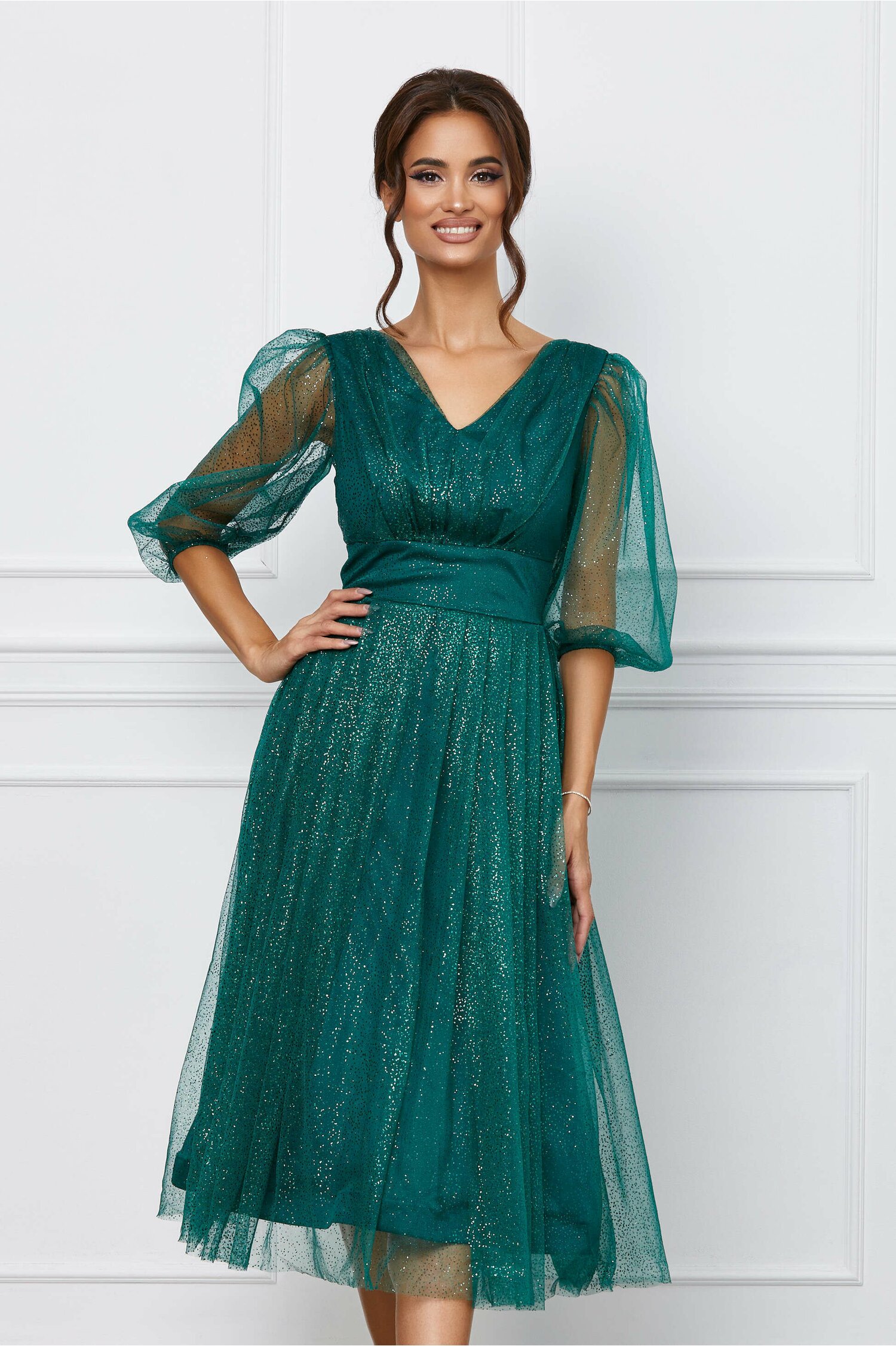 Rochie Raluca verde din tulle cu insertii stralucitoare