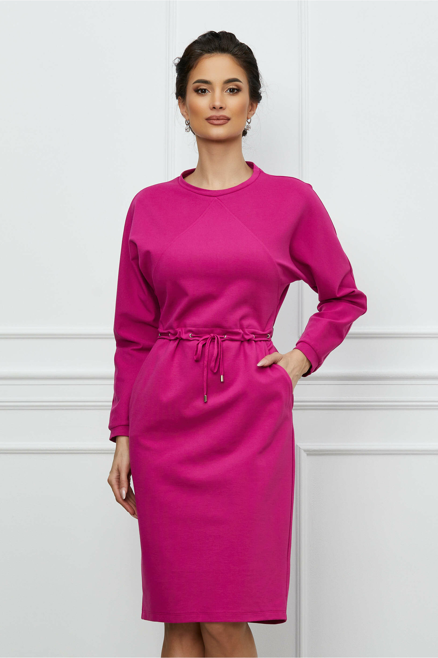Rochie Rasha fucsia cu snur reglabil in talie