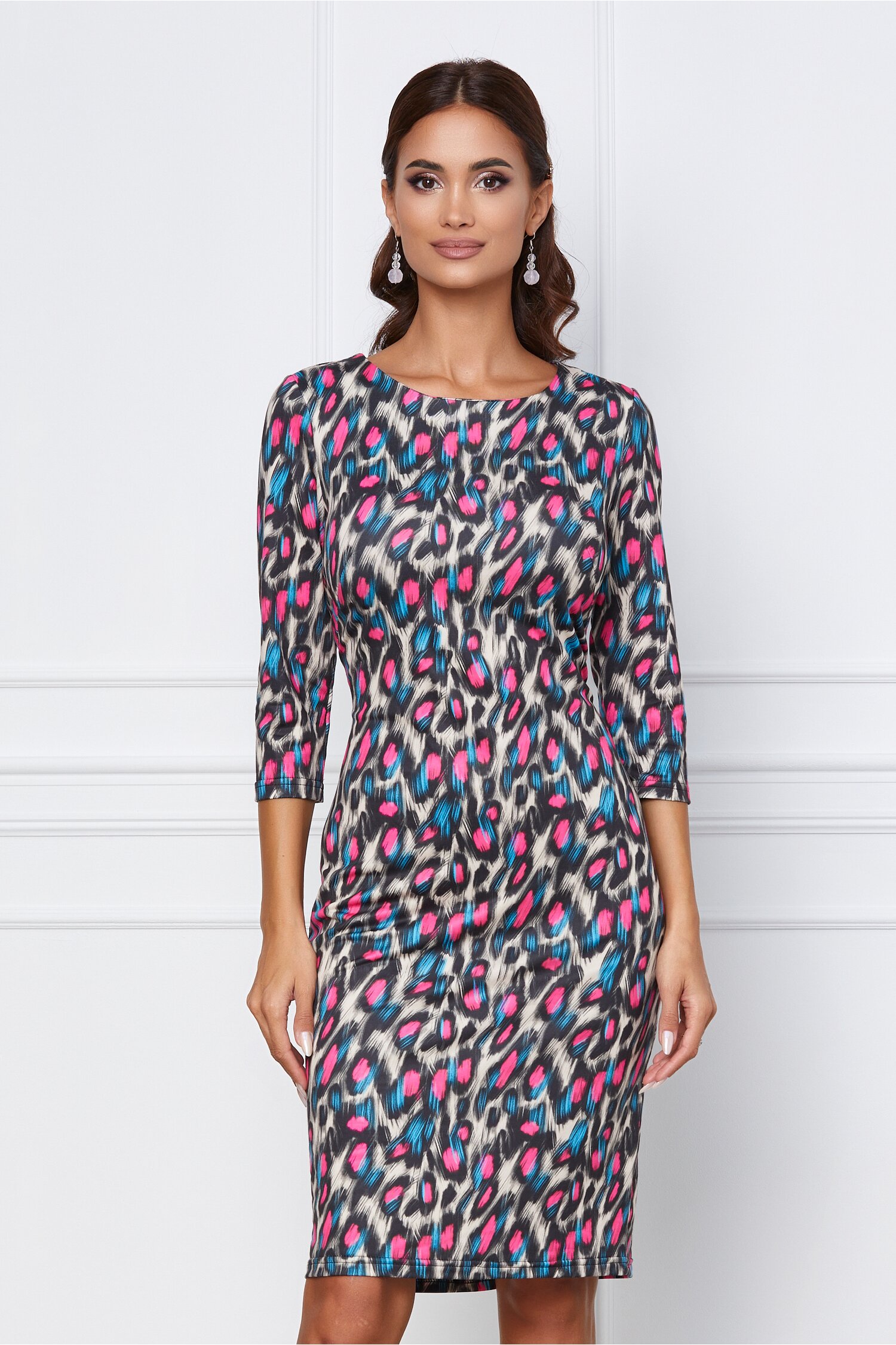 Rochie Silvia bej cu animal print fucsia