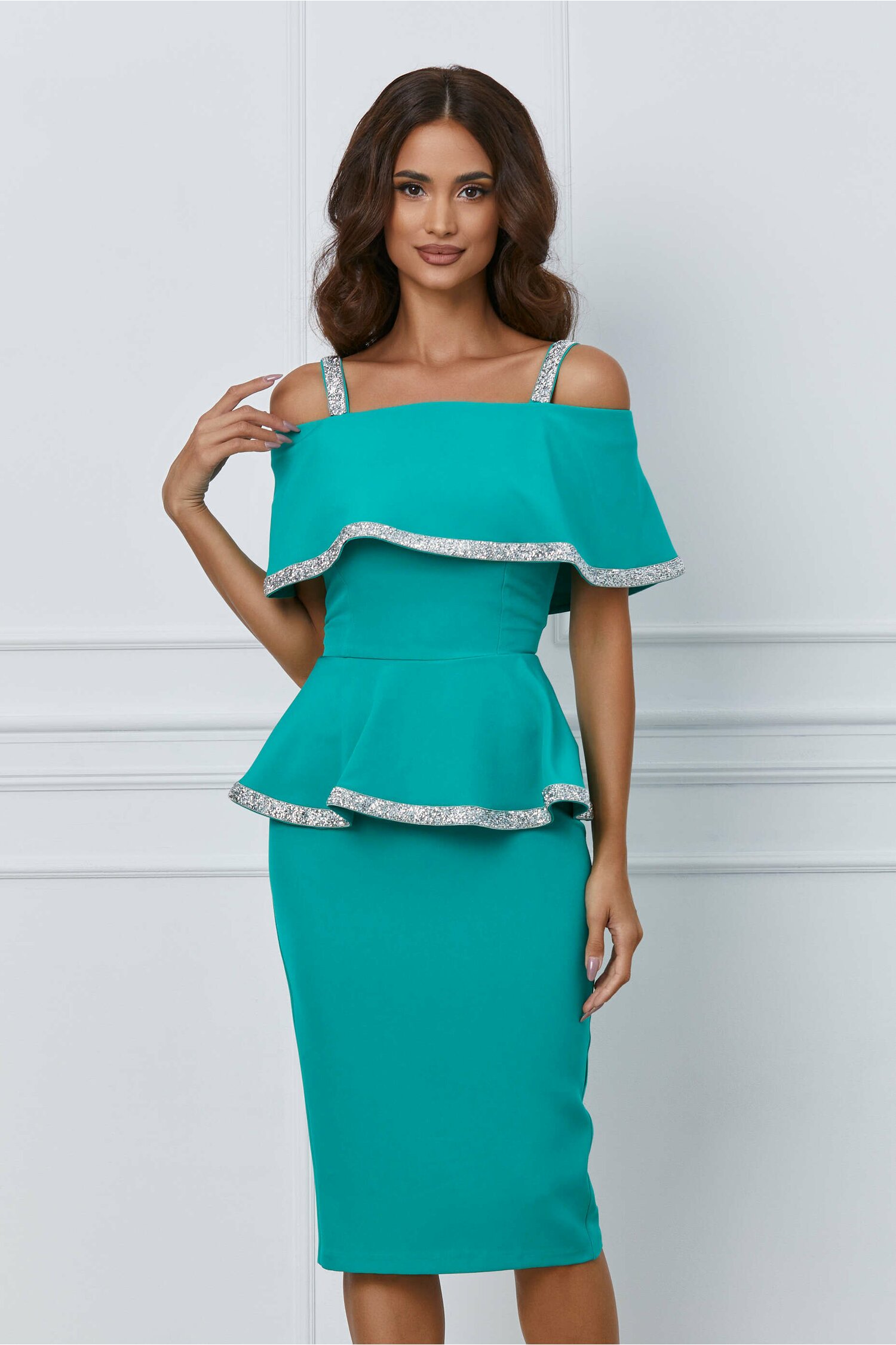 Rochie eleganta din stofa turcoaz cu strasuri si peplum