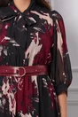 Rochie Valeria neagra cu imprimeuri magenta si curea in talie