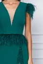 Rochie eleganta din stofa verde lunga cu pene si paiete