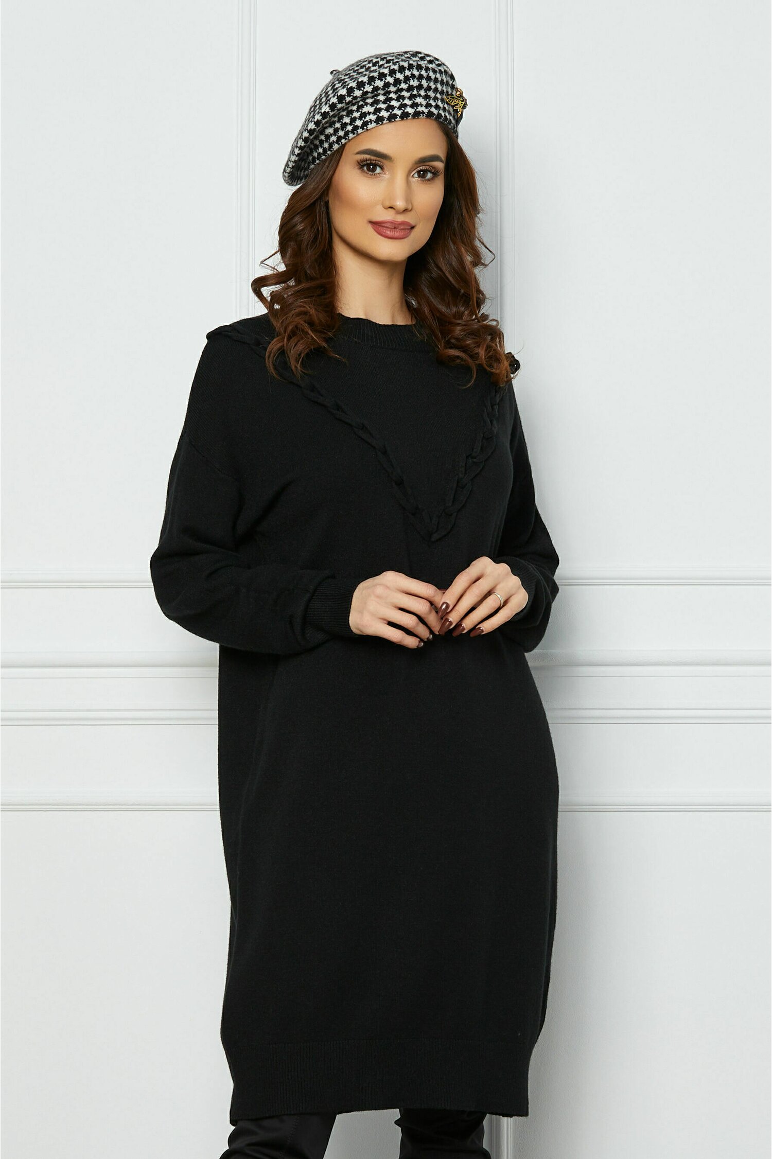 Rochie Xenia neagra cu impletitura