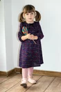 Rochita pentru fetite Dy Fashion din tricot mov cu picatele colorate