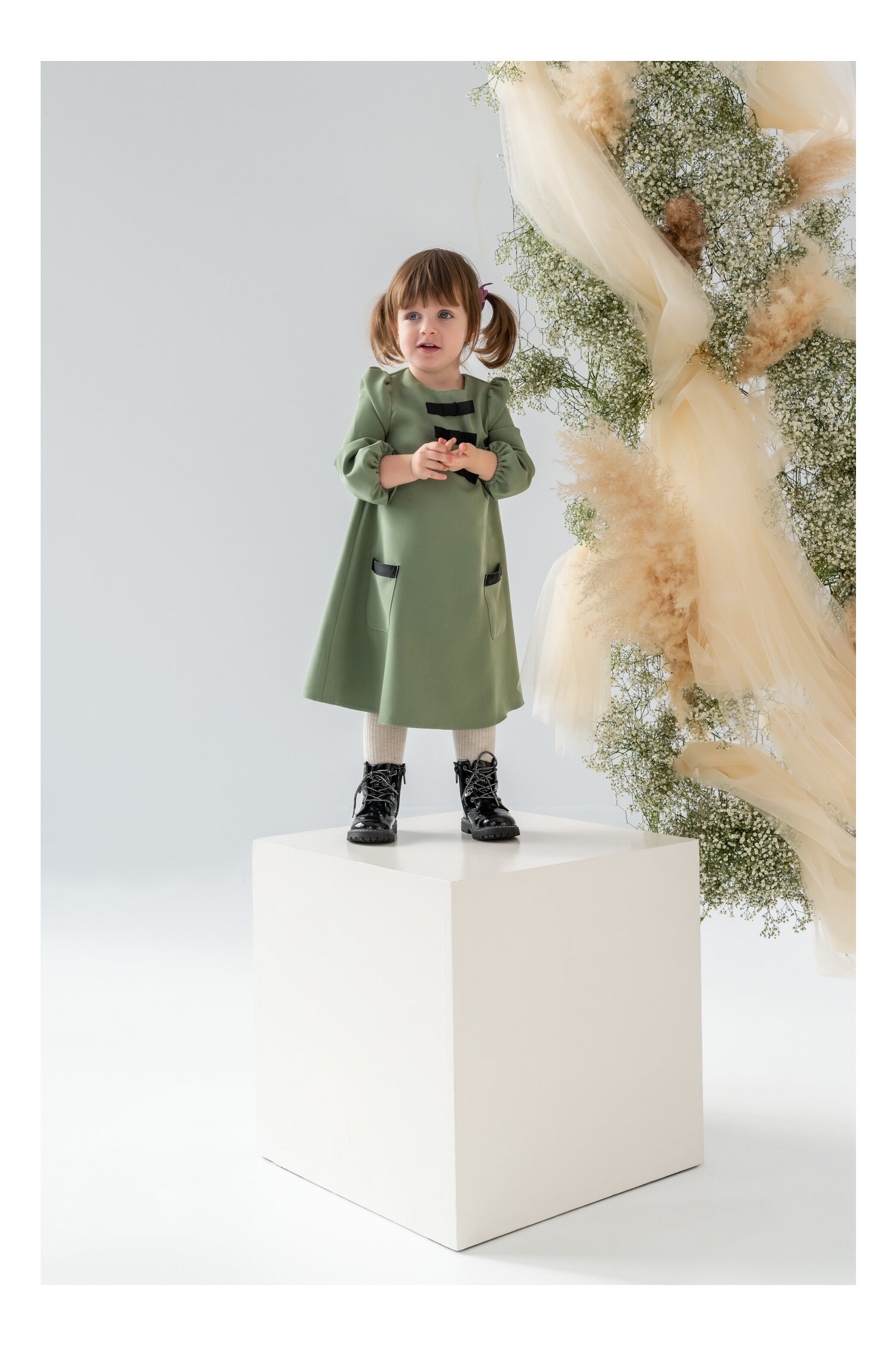 Rochita pentru fetite Dy Fashion verde fistic cu fundite La Reduecre – Livrare și Retur Gratuit HAINE FETIȚE 2023-10-03