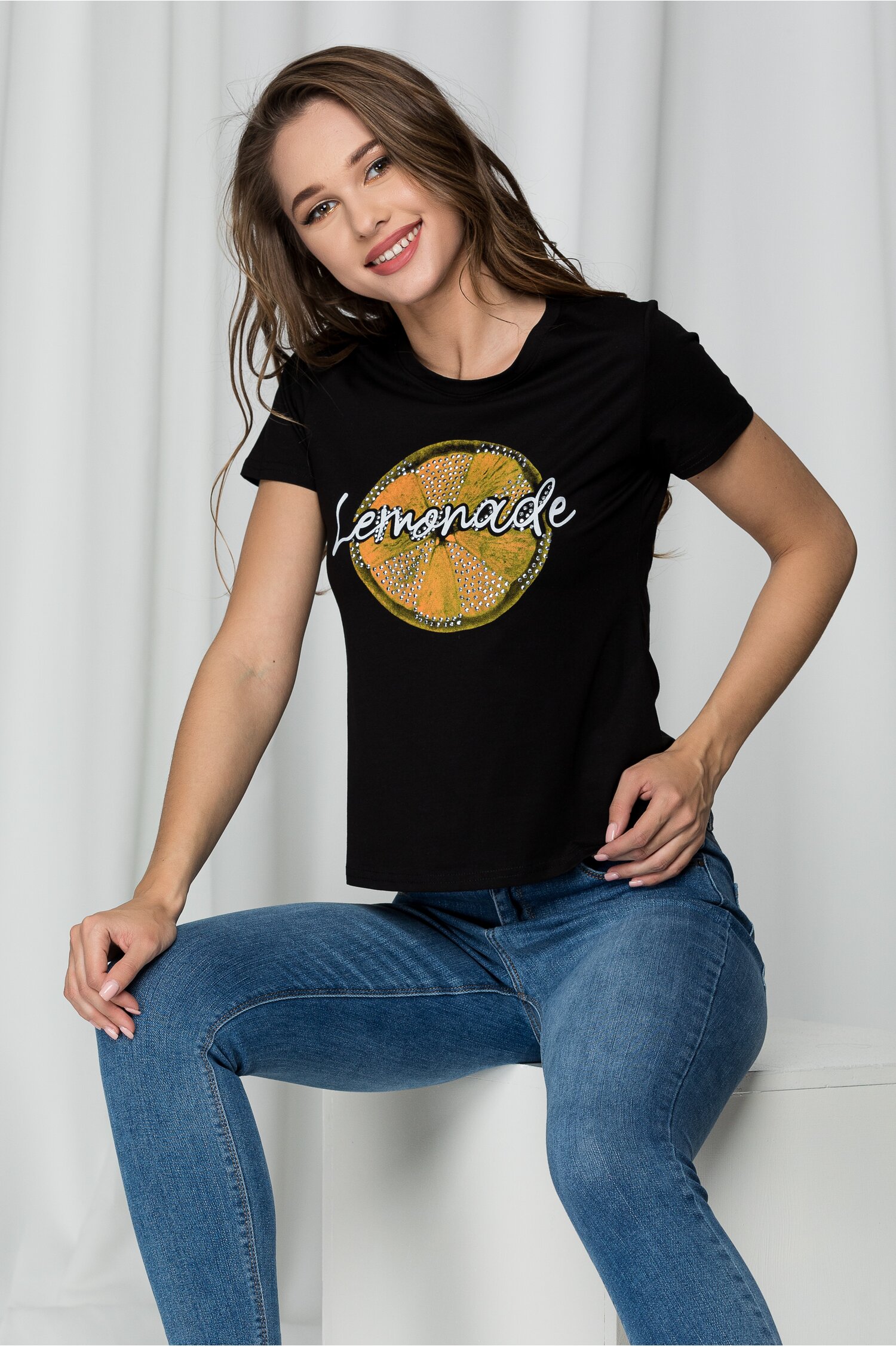 Tricou Lemonade negru cu strasuri