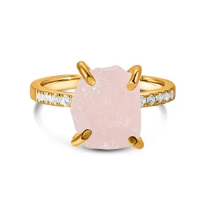 Златно парче розов кварцов сребърен пръстен