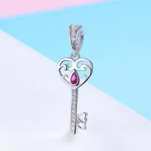 сребърен талисман Key of My Heart