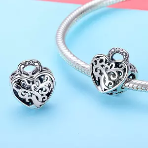 сребърен талисман Pave Tree Heart