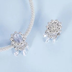 Ezüst talizmán Mesék tükör