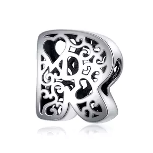 Szerelmes R betűvel ezüst talizmán