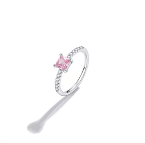 Inel din argint Crystal Pink Square