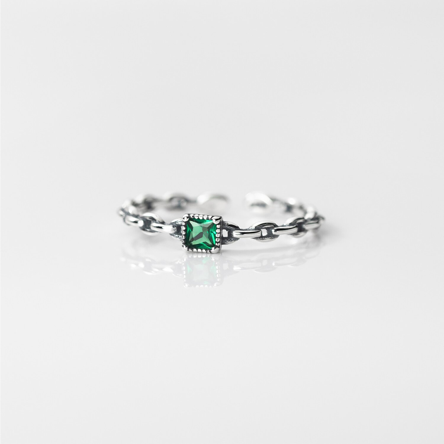Inel reglabil din argint chained green square