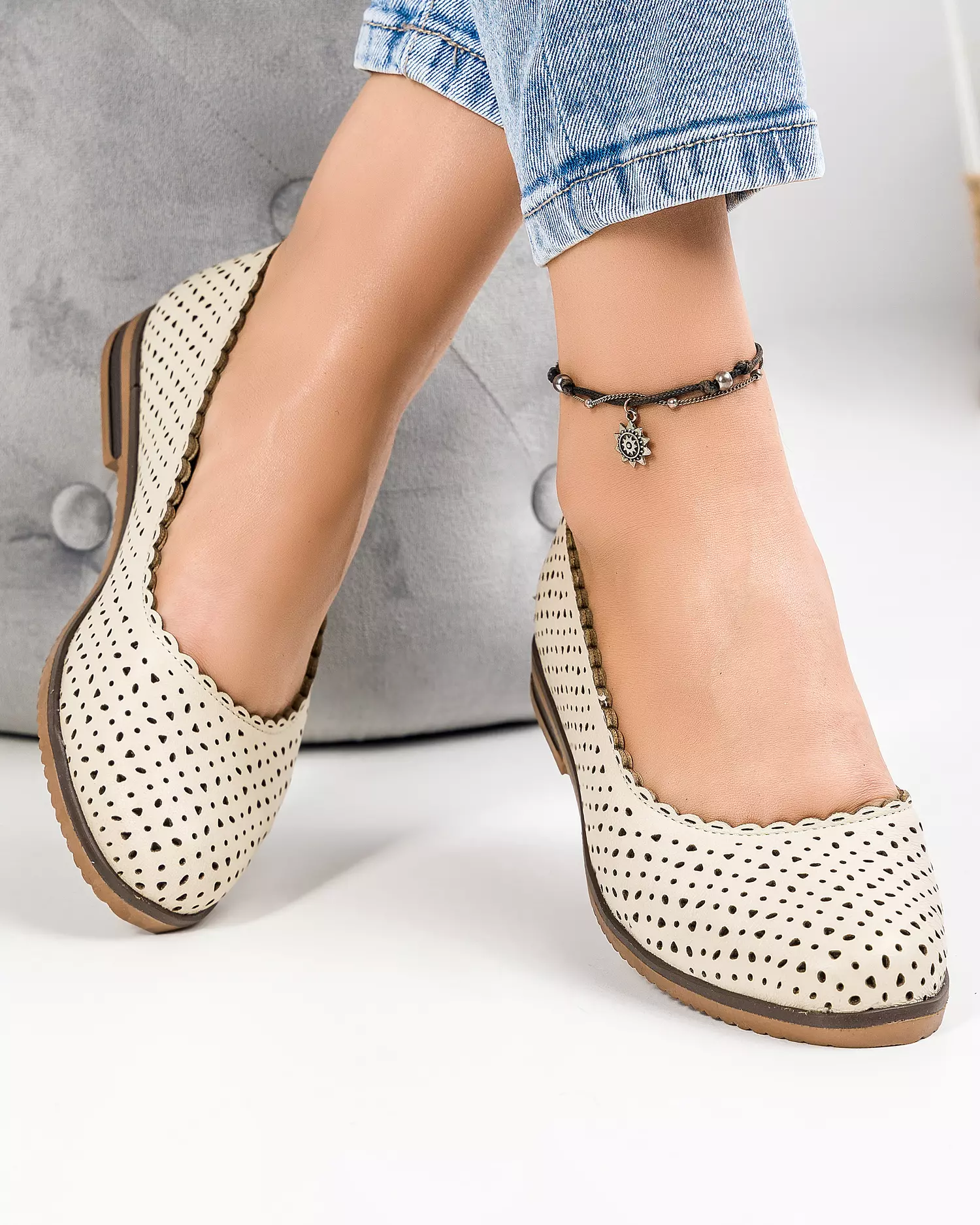 balerini-piele-naturala-perforati-bej-ak2036-46704-2.webp