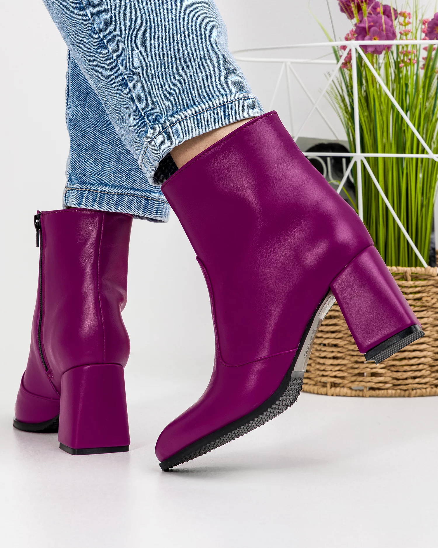 botine-captusite-piele-naturala-fucsia-wiz04-38238-2.webp