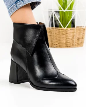 Botine Captusite Piele Naturala Negre WIZ06B