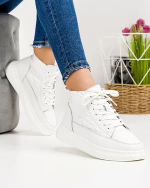 Ghete Imblanite Piele Naturala Albe AW459