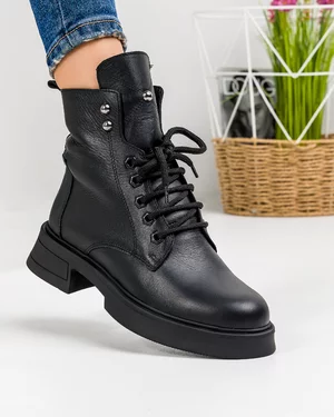 Ghete Imblanite Piele Naturala Negre AK107