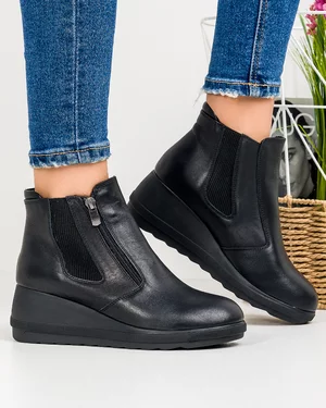 Ghete Imblanite Piele Naturala Negre AK420