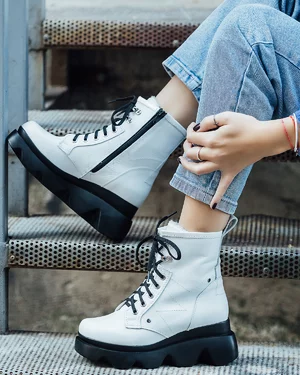 Ghete Inalte Imblanite Piele Naturala Albe PCI027