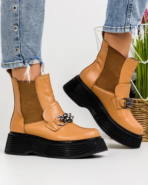 Ghete Scurte Imblanite Piele Naturala Camel AK421