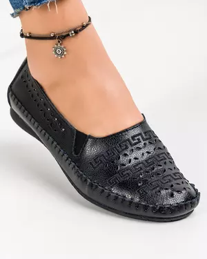 Mocasini Dama Piele Naturala Negri Perforati Cusatura Decorativa 23074