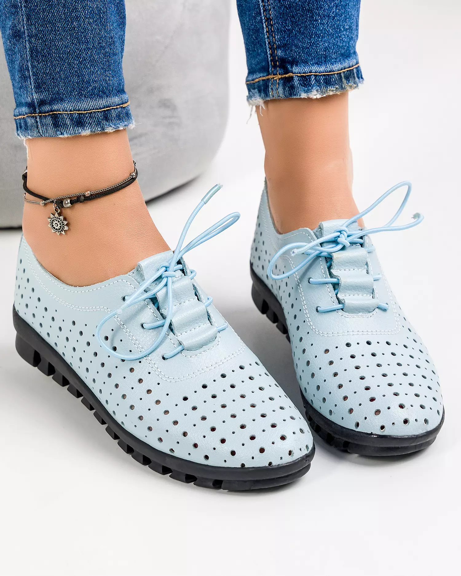 pantofi-albastri-cu-talpa-flexibila-piele-naturala-perforati-casual-cu-siret-za-201-44805-2.webp