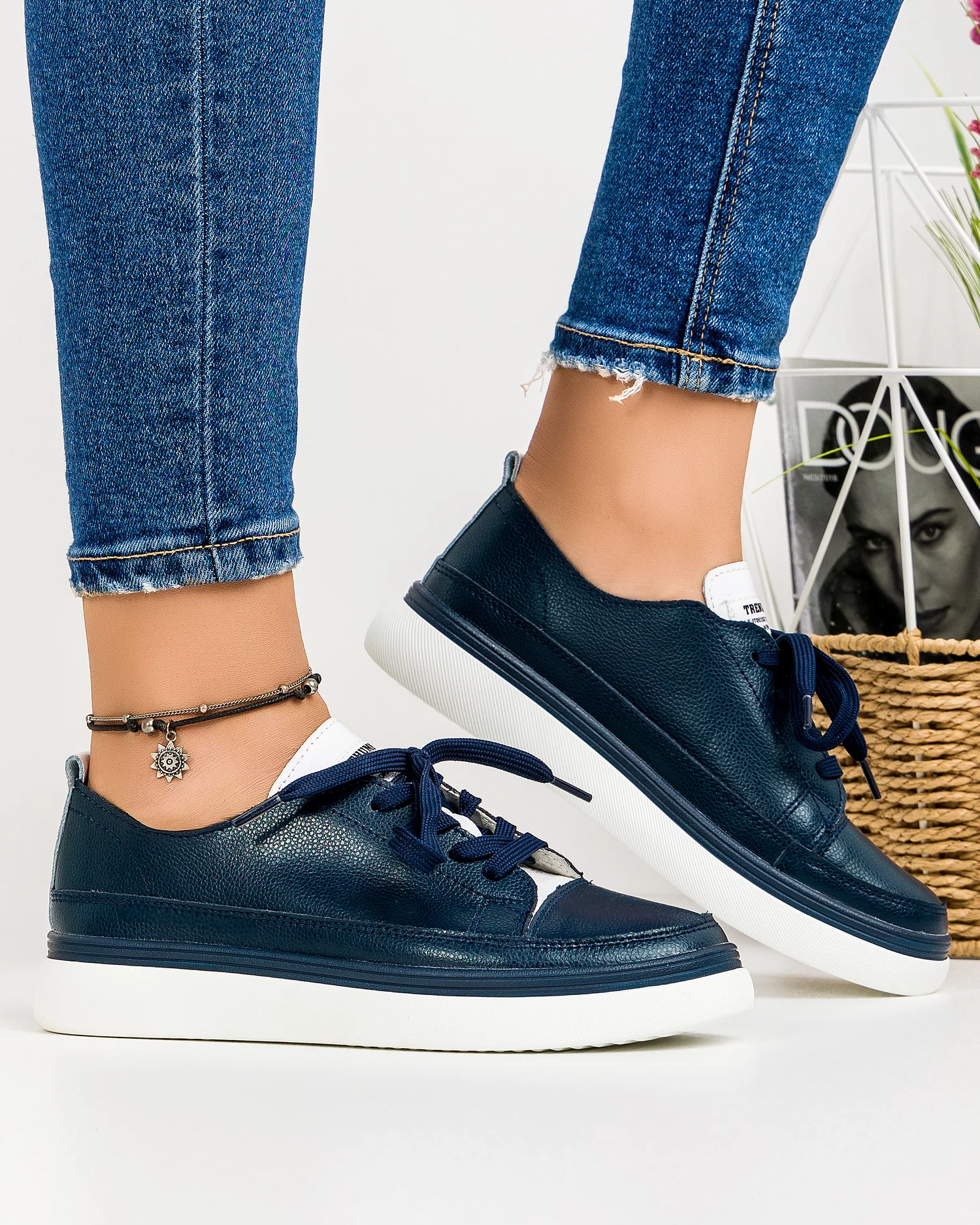 pantofi-casual-bleumarin-cu-alb-din-piele-naturala-aw361-33486-2.webp