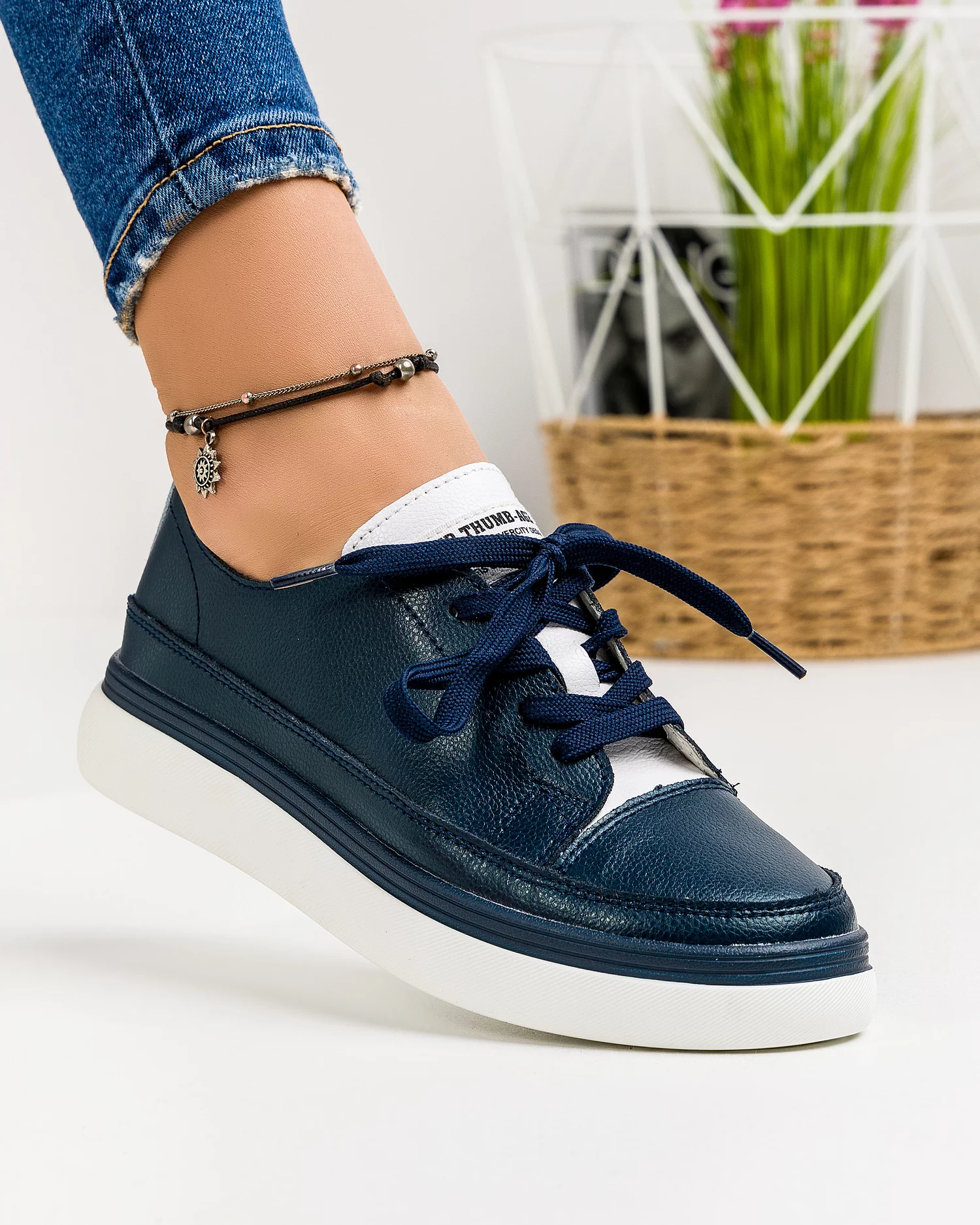 pantofi-casual-bleumarin-cu-alb-din-piele-naturala-aw361-33492-2.webp