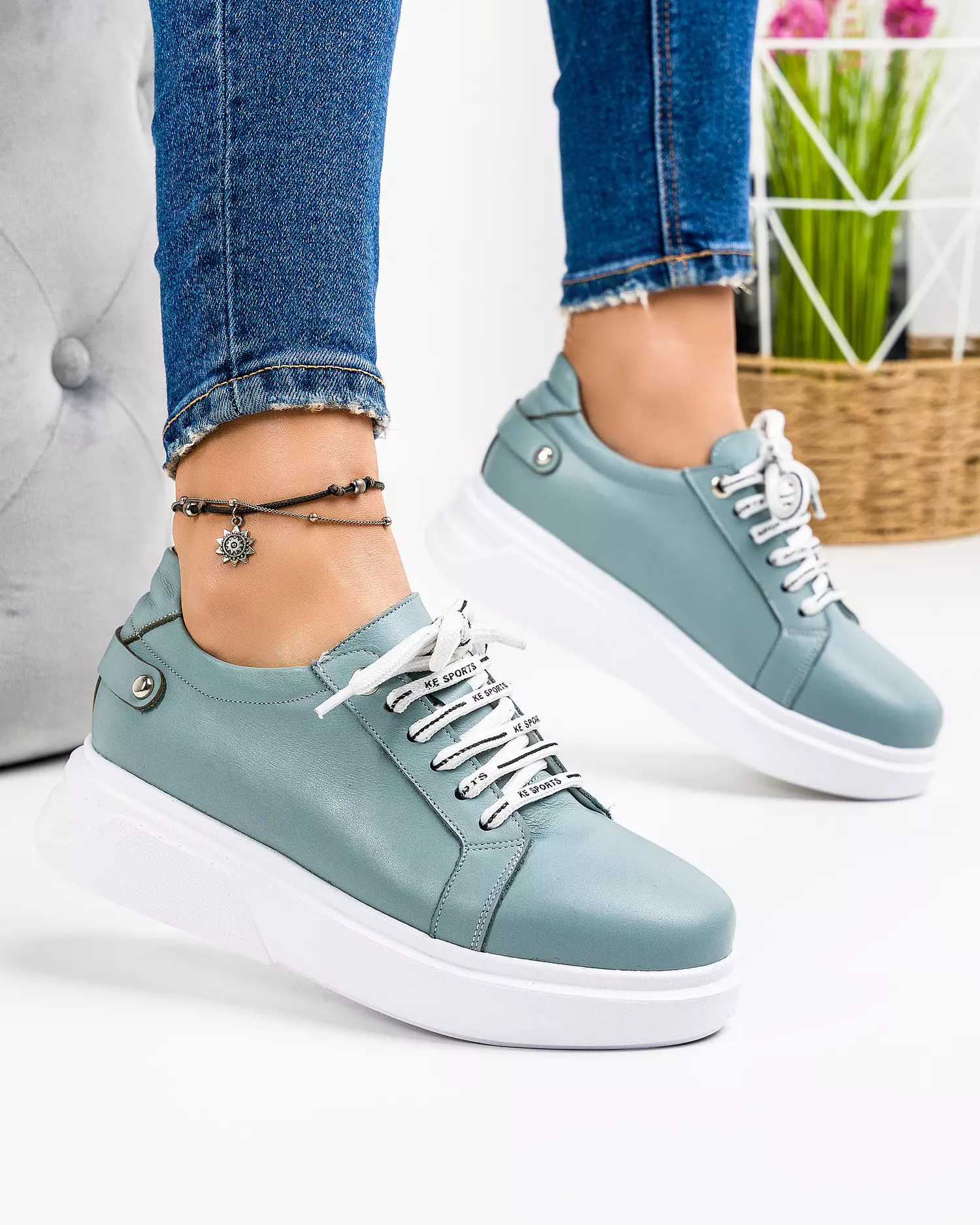 pantofi-casual-dama-piele-naturala-albastru-deschis-cu-talpa-groasa-si-inchidere-cu-siret-in496-46086-2.webp