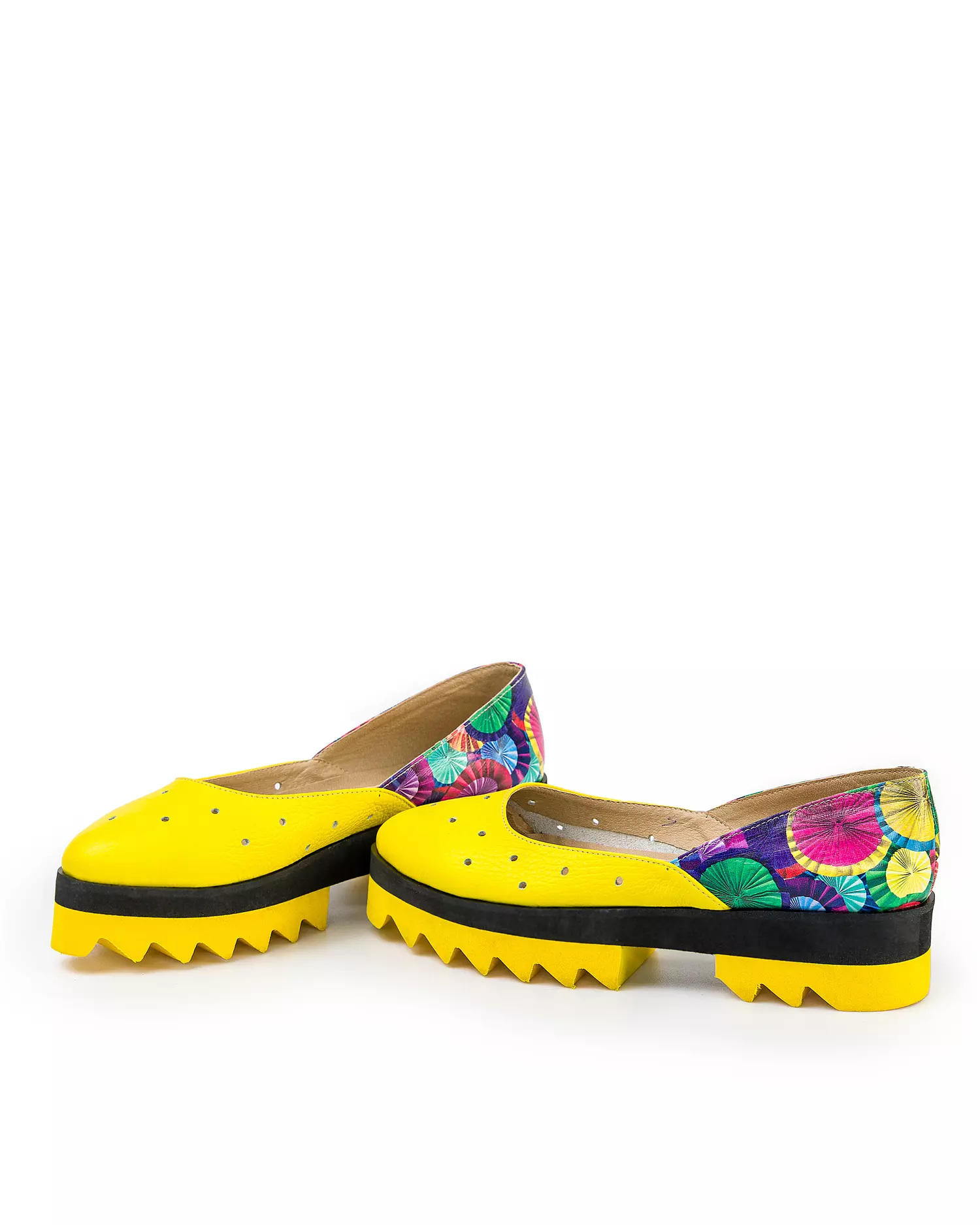 pantofi-casual-dama-piele-naturala-galbeni-cu-imprimeu-color-si-perforatii-pol156-45699-2.webp