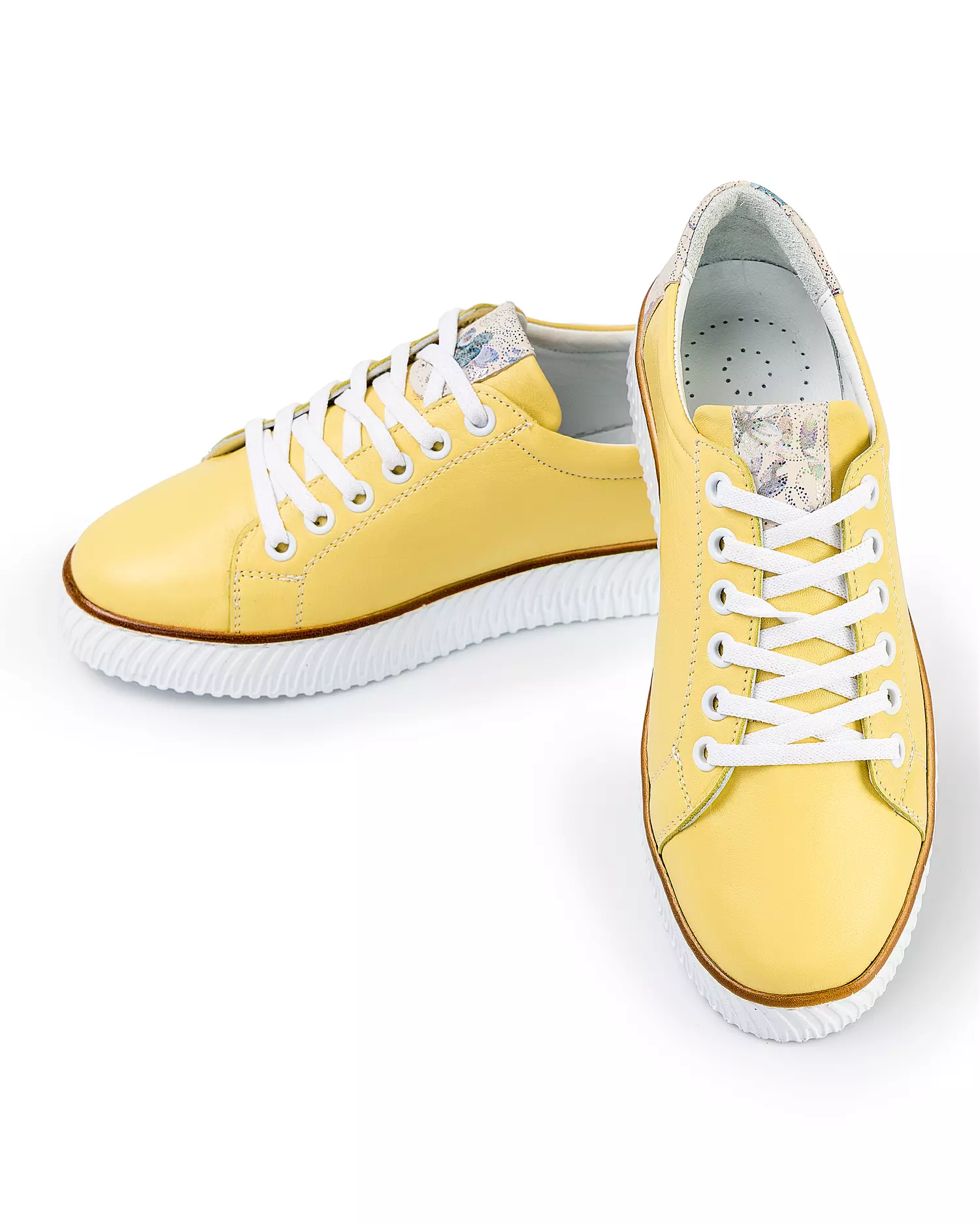 pantofi-casual-dama-piele-naturala-galbeni-cu-talpa-flexibila-si-inchidere-cu-siret-akd23145-45951-2.webp