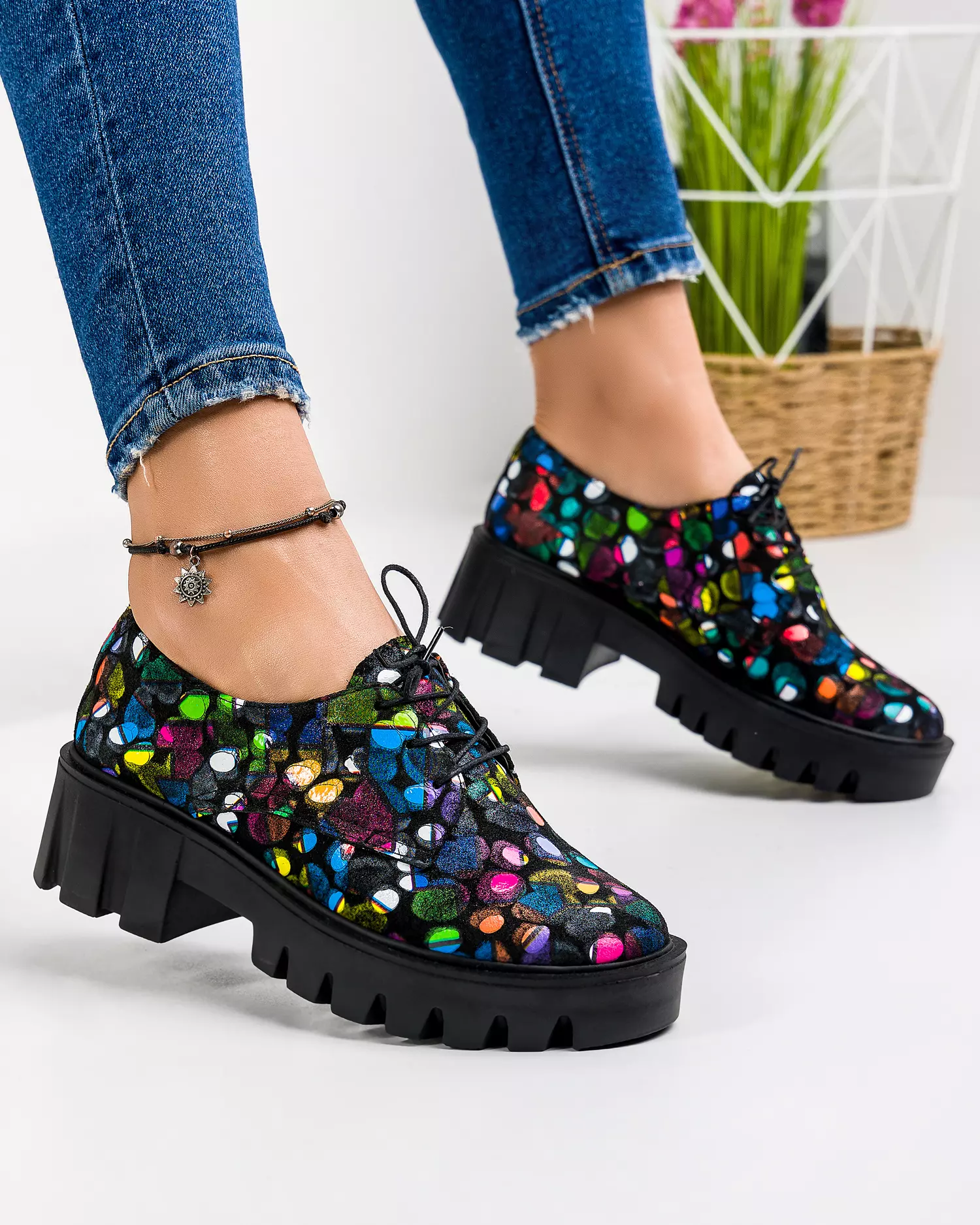 pantofi-casual-dama-piele-naturala-intoarsa-negri-cu-print-picasso-pol160-46467-2.webp