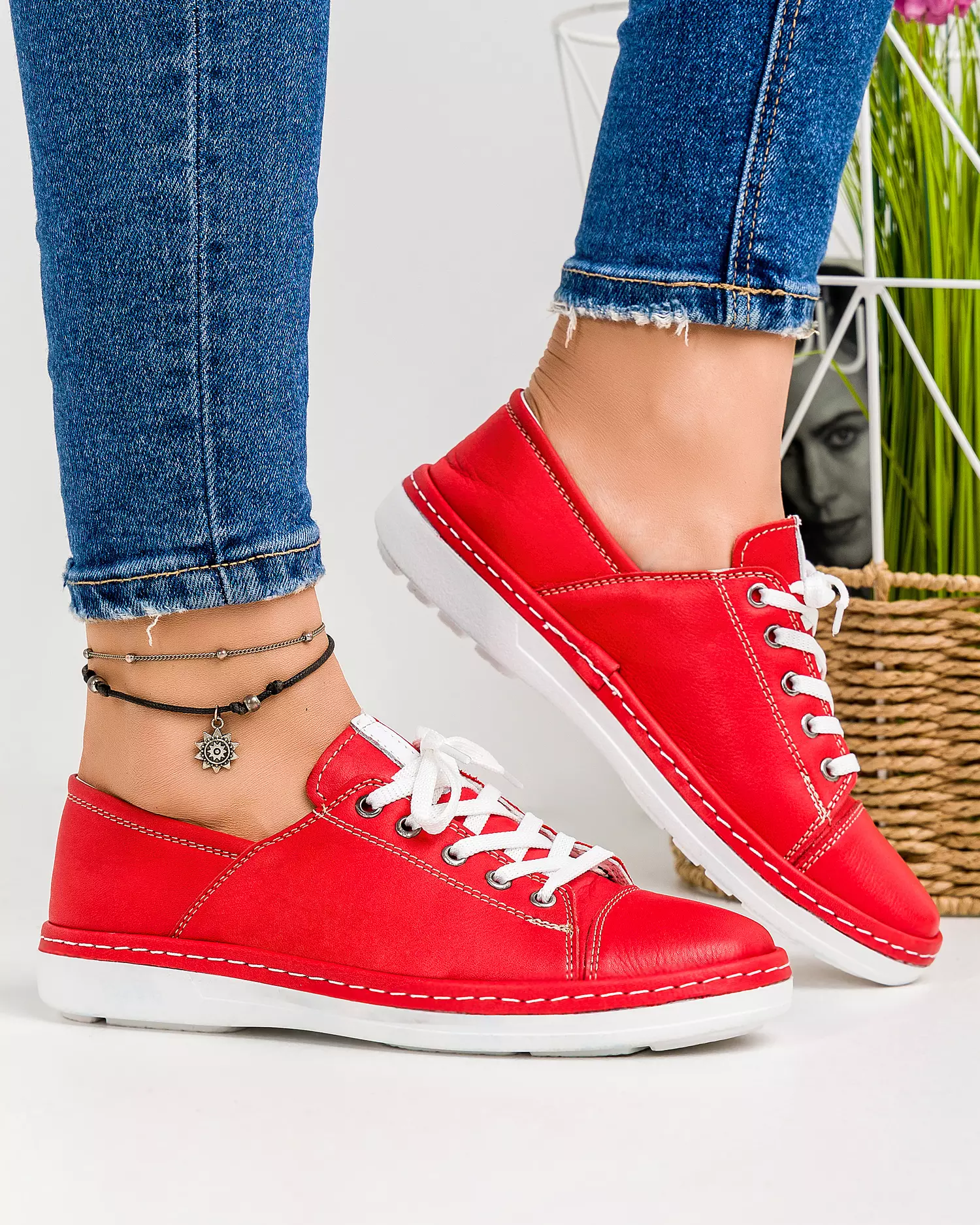 pantofi-casual-dama-piele-naturala-rosii-cu-talpa-joasa-si-inchidere-cu-siret-akd001-45423-2.webp