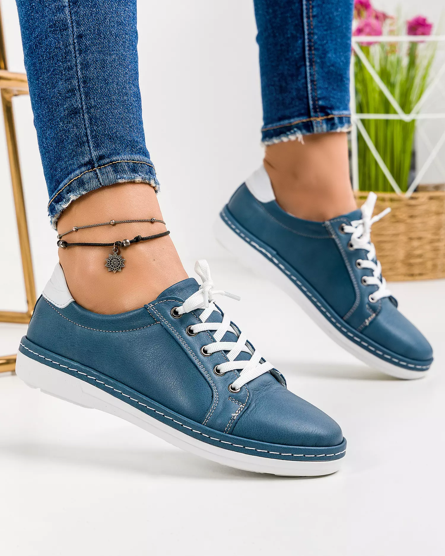 pantofi-casual-din-piele-naturala-albastri-cu-inchidere-siret-si-talpa-joasa-flexibila-akd002-45333-2.webp