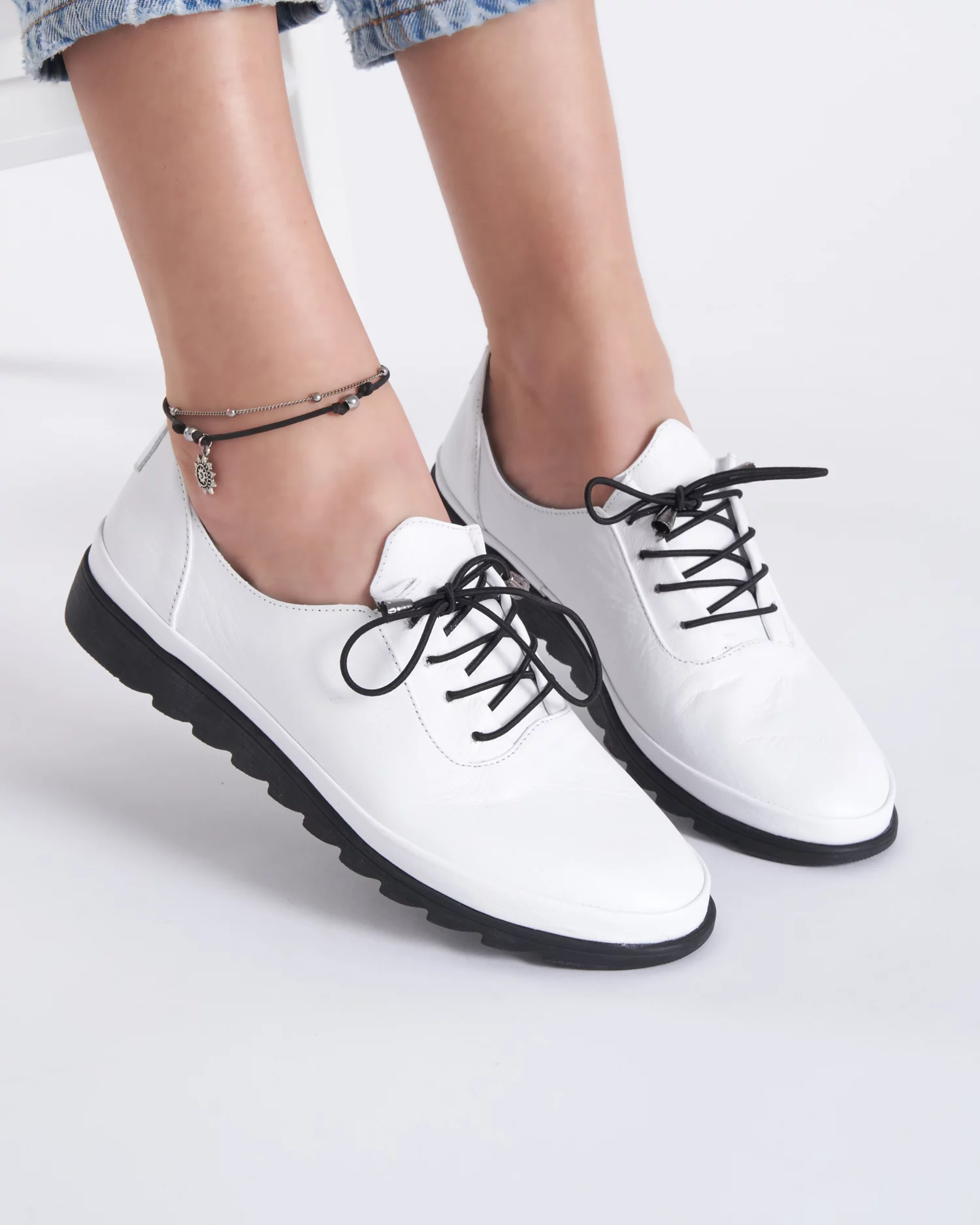 pantofi-casual-din-piele-naturala-albi-akr-04white-11448-2.webp