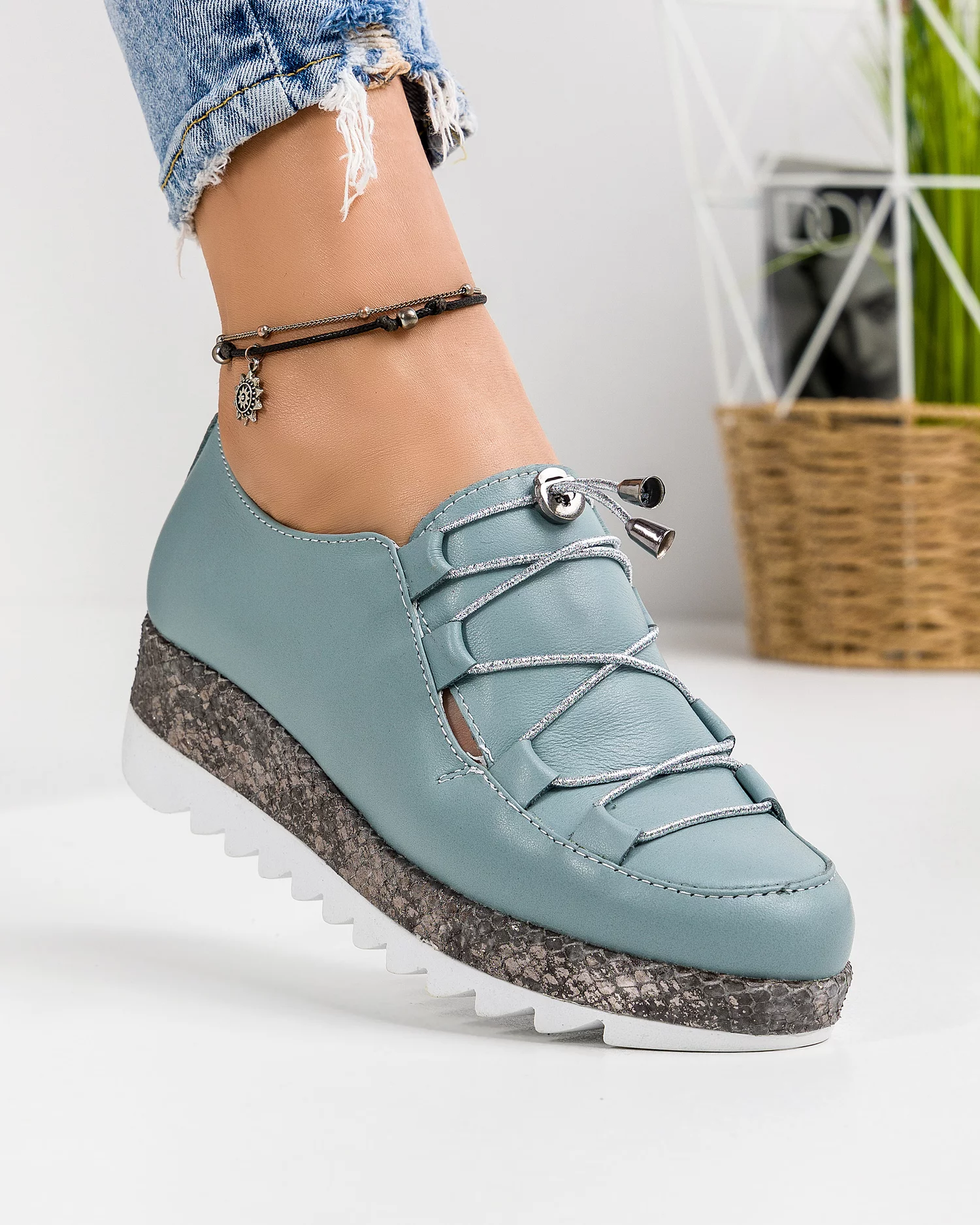 pantofi-casual-piele-naturala-albastru-pudra-in510-42012-2.webp