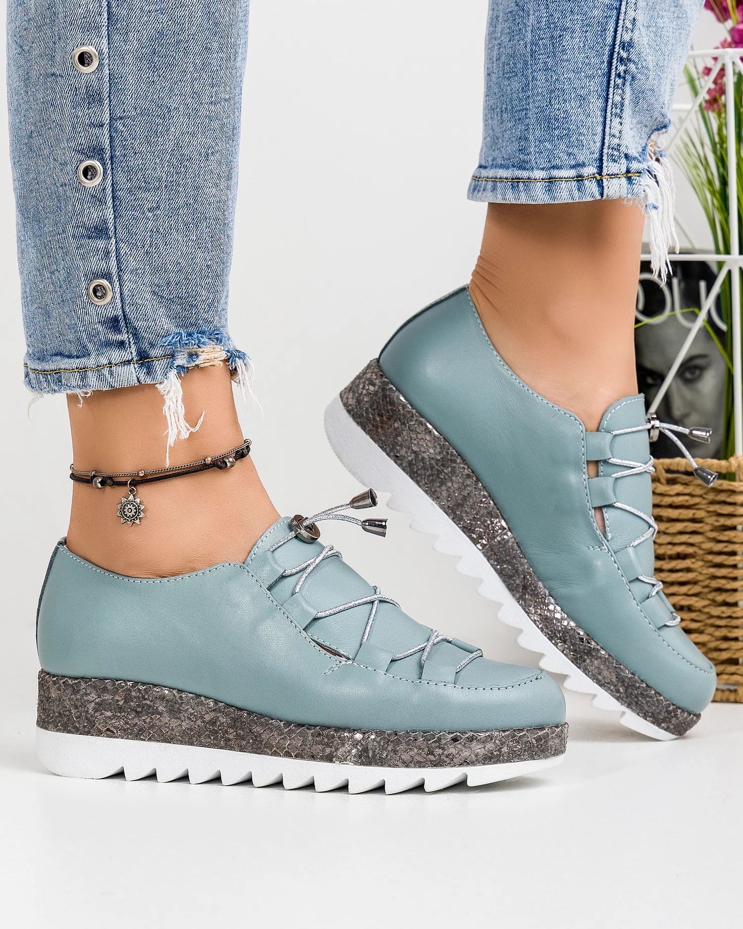 pantofi-casual-piele-naturala-albastru-pudra-in510-42018-2.webp